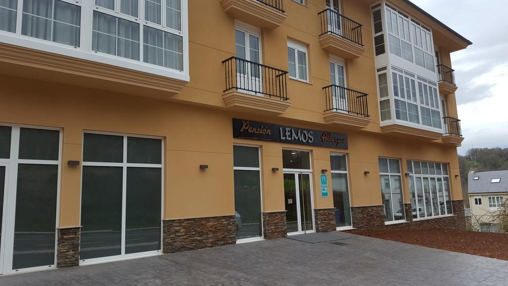 Pension-Albergue Lemos Tríacastela Exterior foto